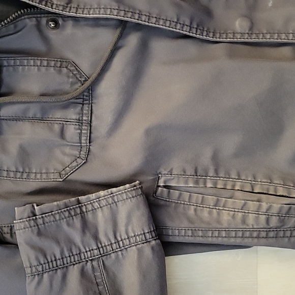 Bomber jacket - Picture 2 of 7